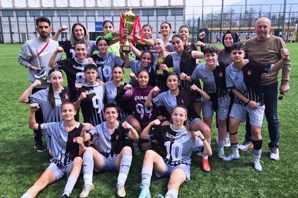 Genç Ülkümspor yenilgisiz tamamladı